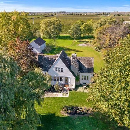 Waterfront Niagara-On-The-Lake Farmhouse On A Vineyard Villa Exterior foto