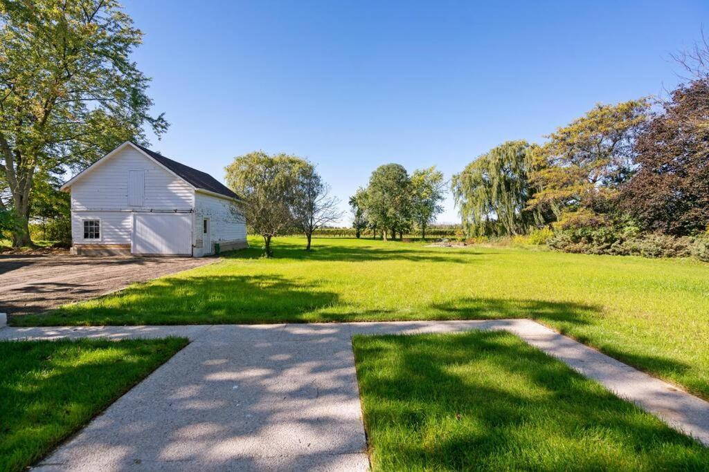 Waterfront Niagara-On-The-Lake Farmhouse On A Vineyard Villa Exterior foto